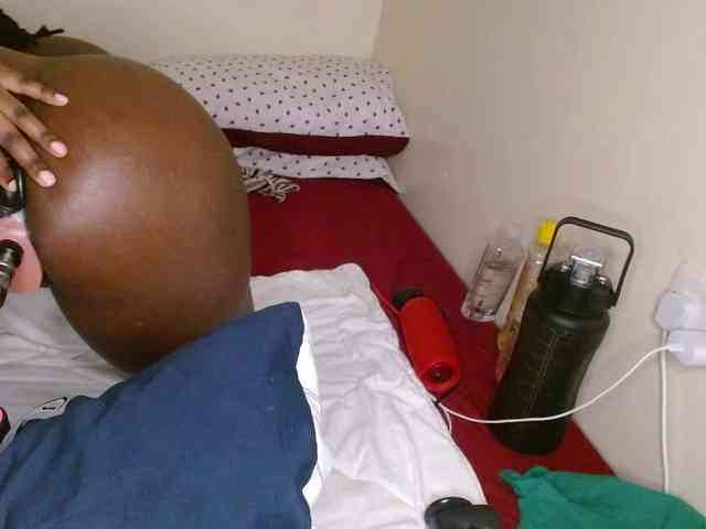 Chocolate_goddess1 webcam