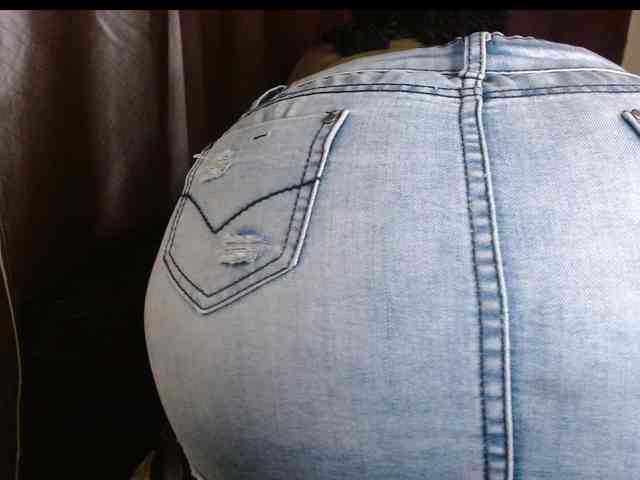 Chocolate_goddess1 webcam