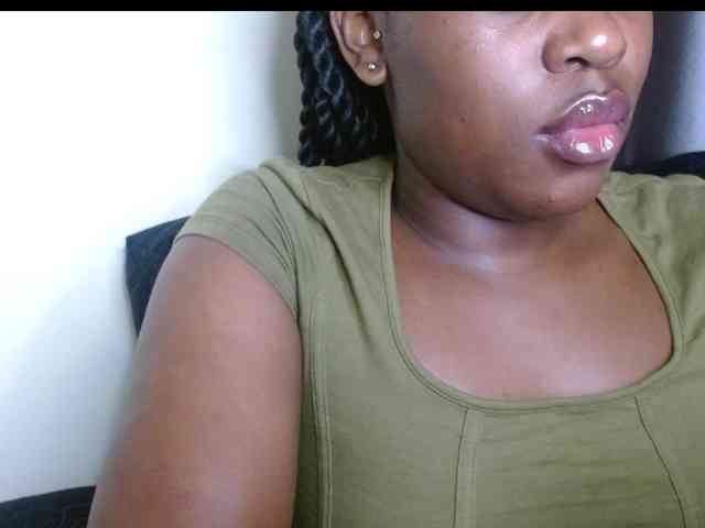 Chocolate_goddess1 webcam