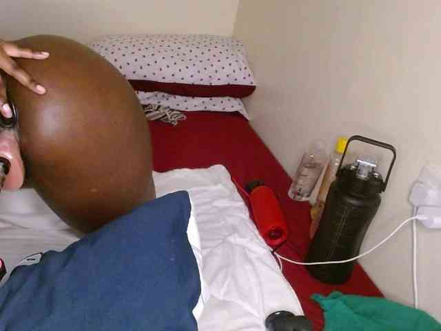 Chocolate_goddess1 webcam