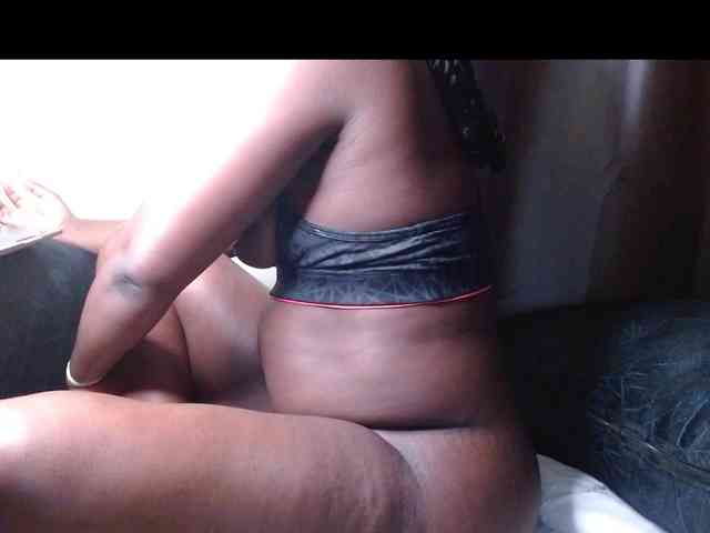 Chocolate_goddess1 webcam