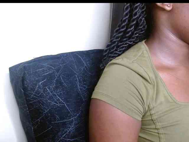 Chocolate_goddess1 webcam