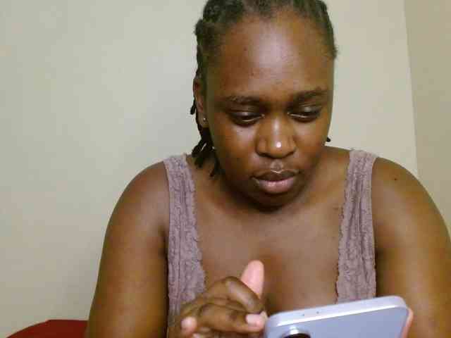 Chocolate_goddess1 webcam