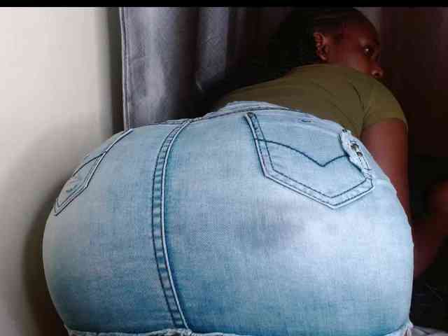 Chocolate_goddess1 webcam