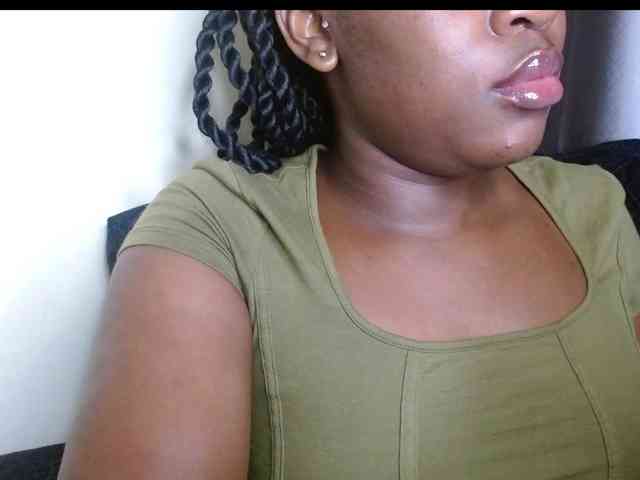 Chocolate_goddess1 webcam