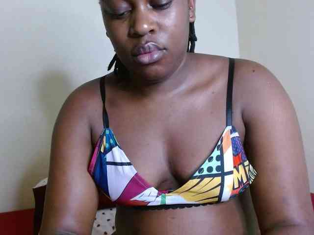 Chocolate_goddess1 webcam