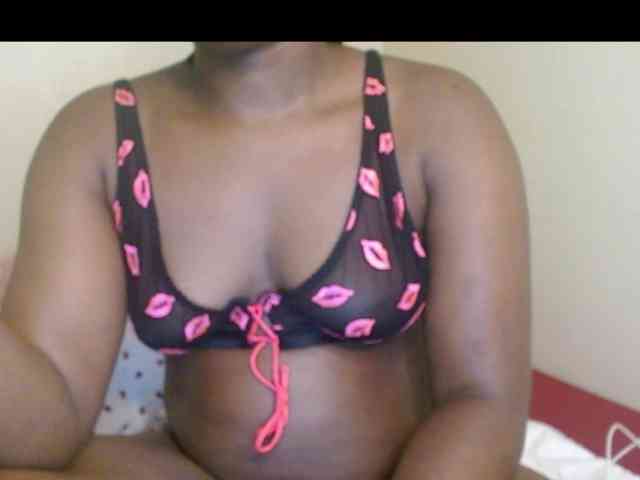 Chocolate_goddess1 webcam