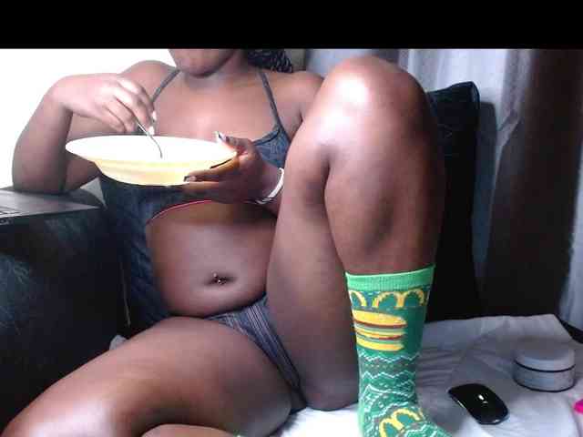 Chocolate_goddess1 webcam