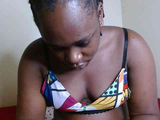 Chocolate_goddess1 webcam