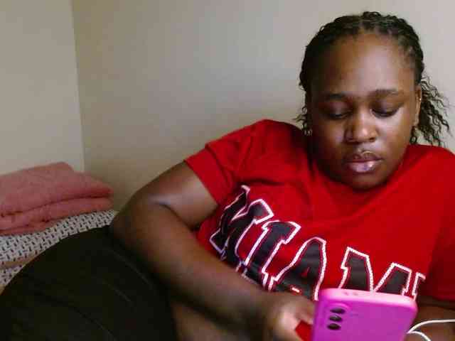 Chocolate_goddess1 webcam