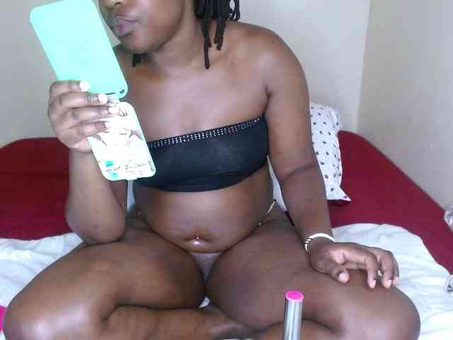 Chocolate_goddess1 webcam