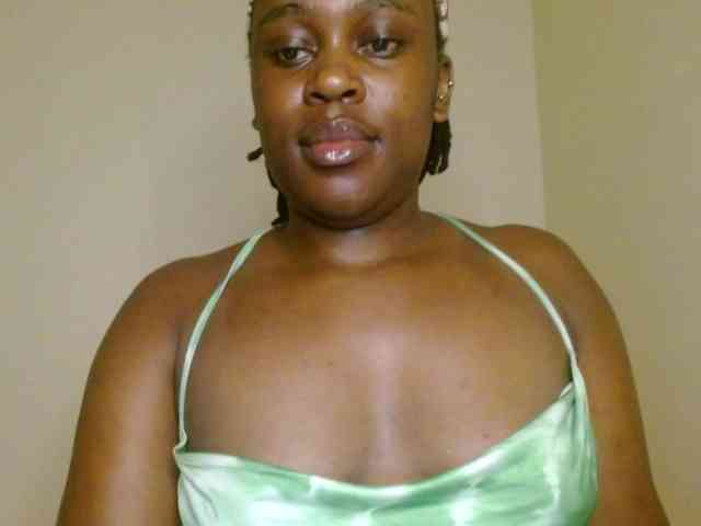 Chocolate_goddess1 webcam