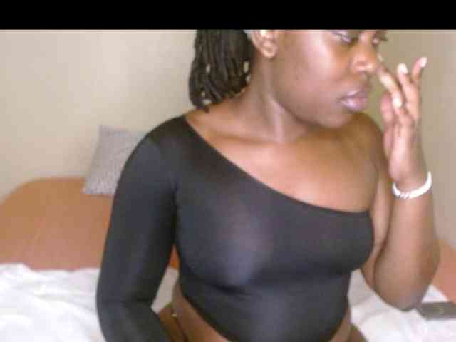 Chocolate_goddess1 webcam