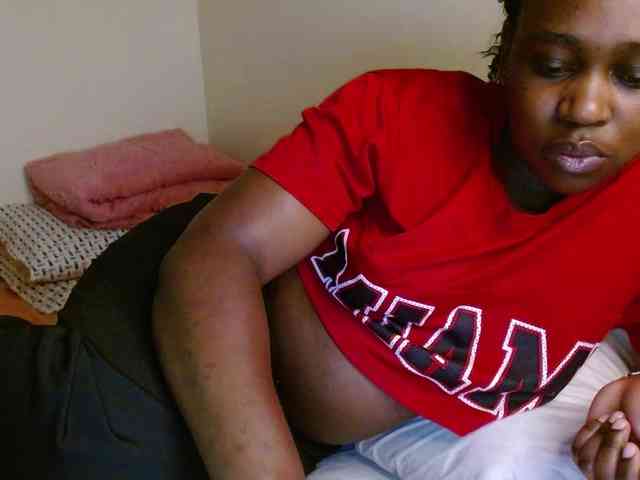 Chocolate_goddess1 webcam