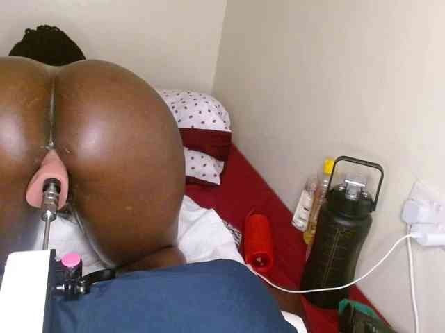 Chocolate_goddess1 webcam