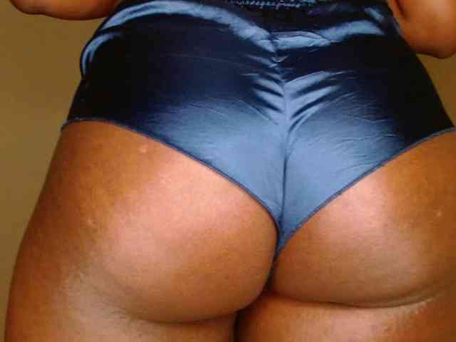 Chocolate_goddess1 webcam