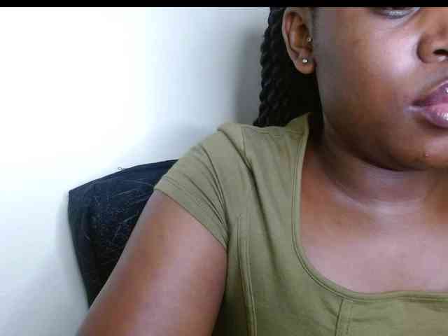 Chocolate_goddess1 webcam