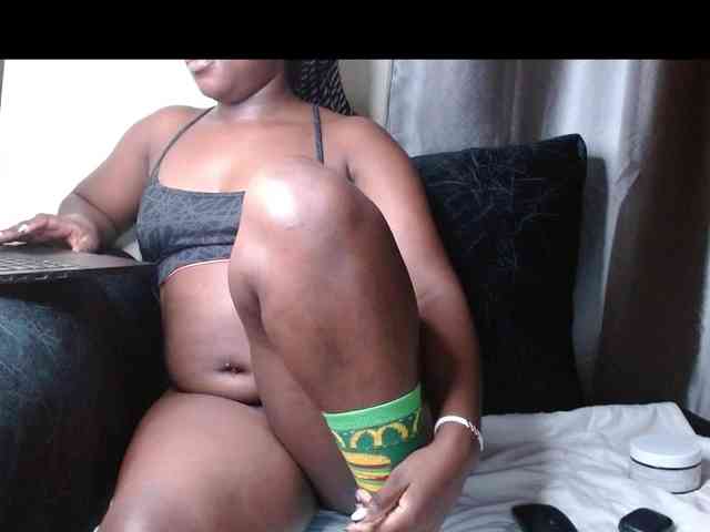 Chocolate_goddess1 webcam