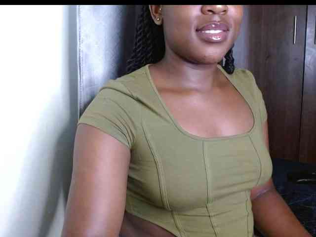 Chocolate_goddess1 webcam