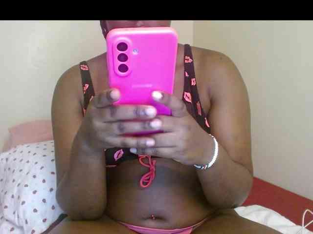 Chocolate_goddess1 webcam