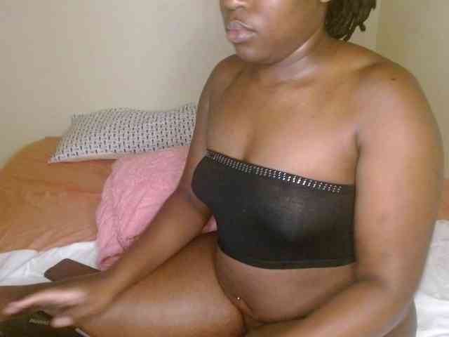 Chocolate_goddess1 webcam