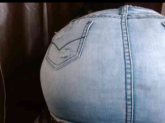 Chocolate_goddess1 webcam