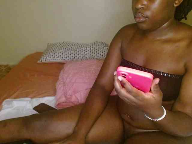 Chocolate_goddess1 webcam