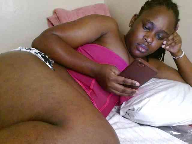 Chocolate_goddess1 webcam