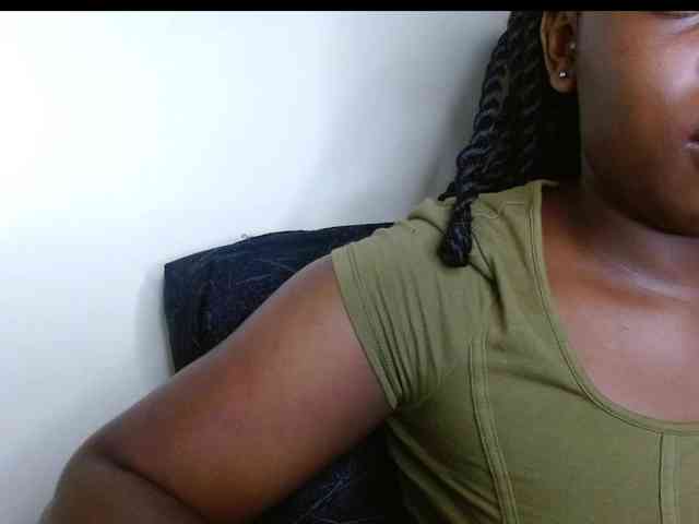 Chocolate_goddess1 webcam