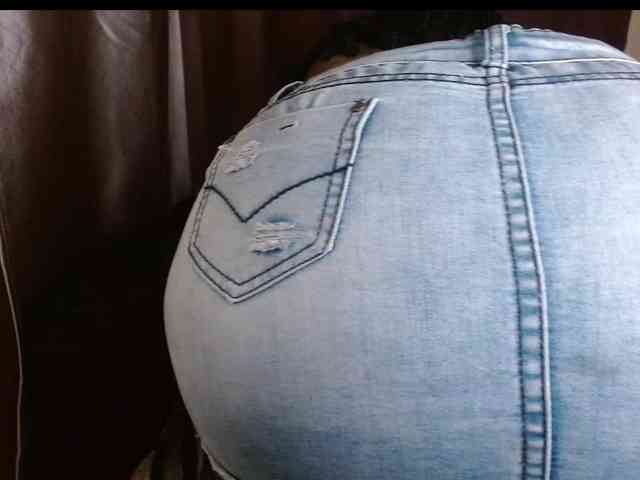 Chocolate_goddess1 webcam