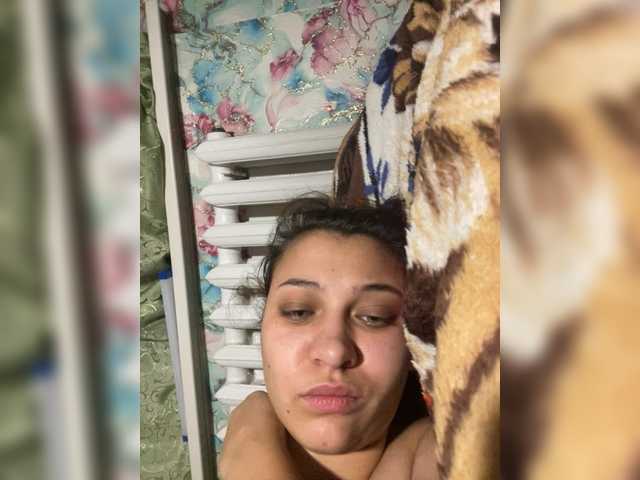 yanina7777 – webcam model profile photo