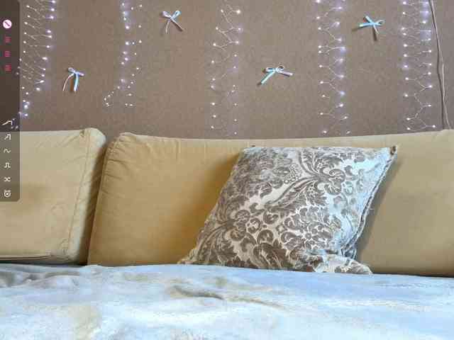 EugeniaMelford webcam