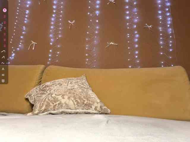 EugeniaMelford webcam