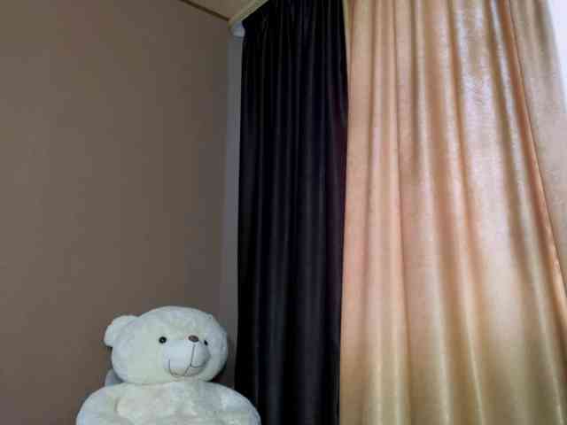 EugeniaMelford webcam