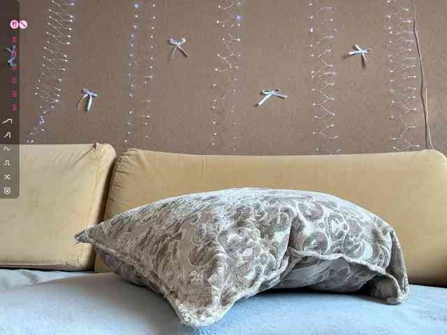 EugeniaMelford webcam