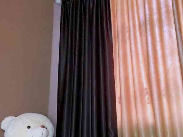 EugeniaMelford webcam