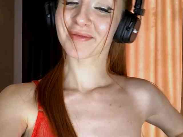 EugeniaMelford webcam