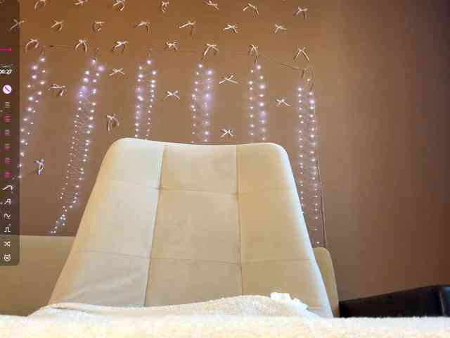 EugeniaMelford webcam