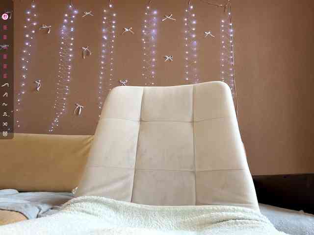 EugeniaMelford webcam