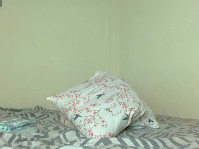 LaraJohnson's BongaCams show and profile