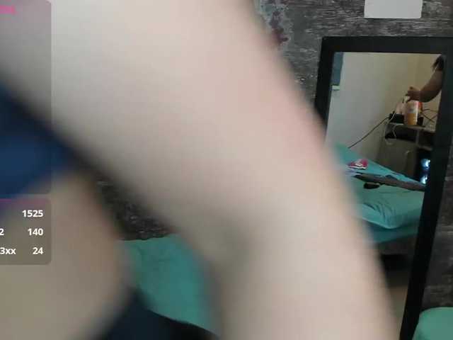 Oriana-Olsen's BongaCams show and profile