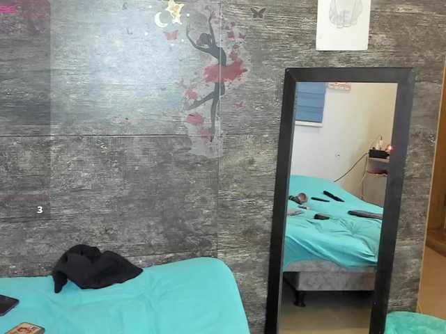 Oriana-Olsen preview