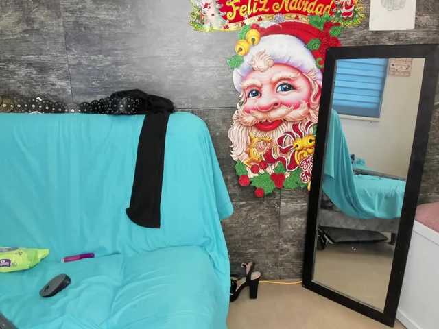 Oriana-Olsen's BongaCams show and profile