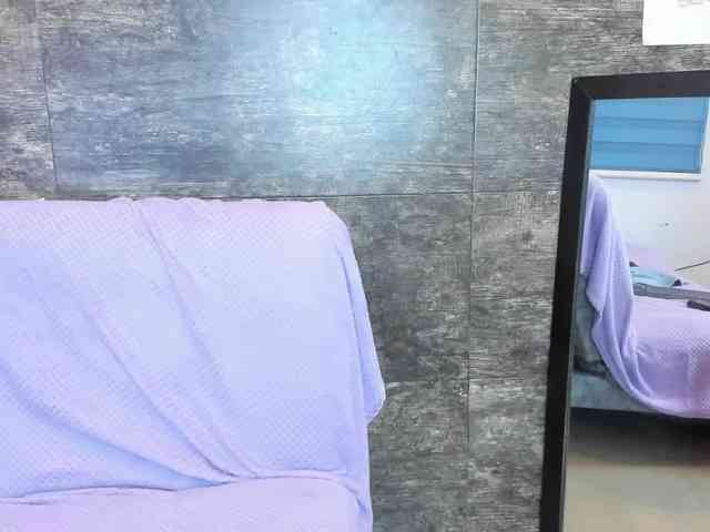 Oriana-Olsen Live Webcam on BongaCams