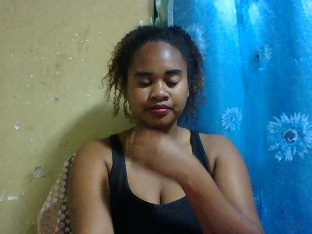 Marie121 on BongaCams