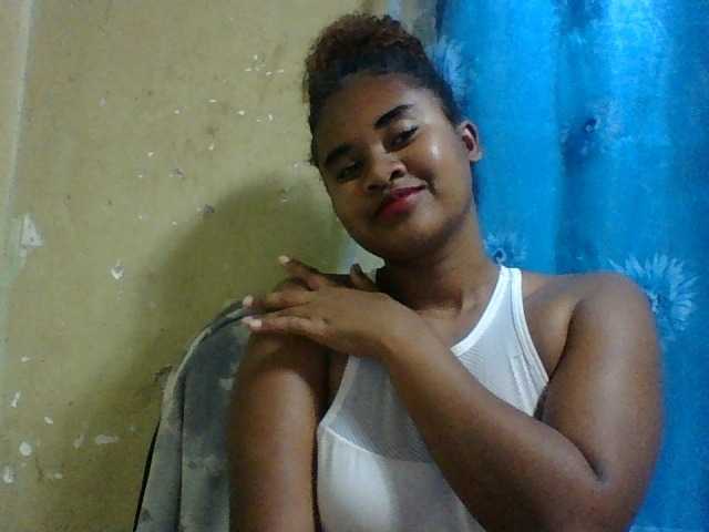 Marie121 webcam