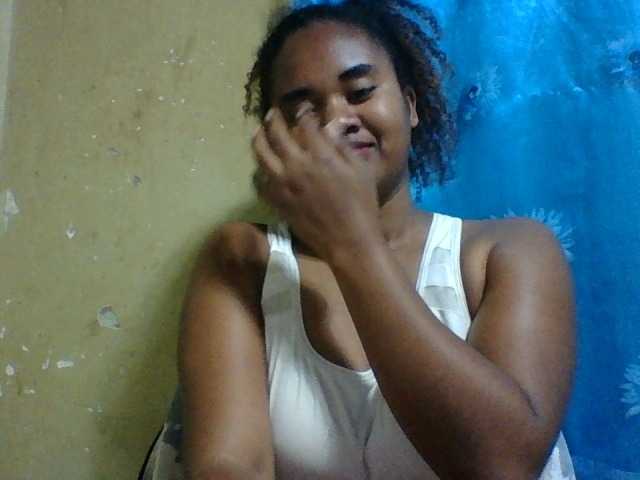 Marie121 webcam