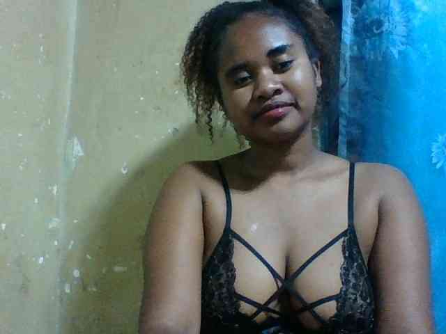 Marie121 webcam
