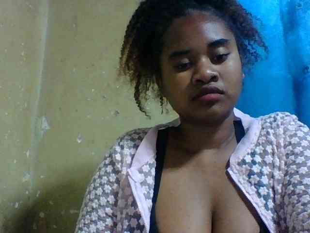Marie121