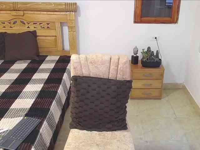 hanna-roussex69 webcam